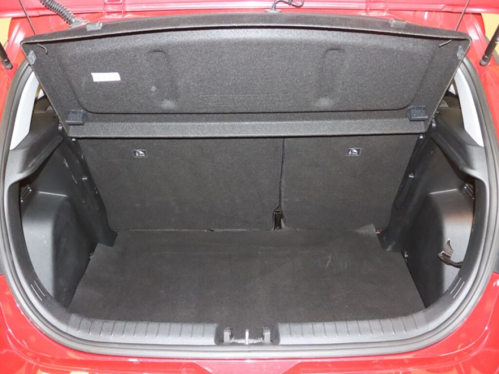 Foto 8 del anuncio Hyundai i20 1.2 MPI Klass  de Ocasión en Madrid