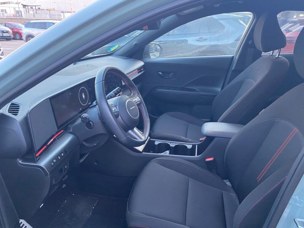 Foto 5 del anuncio Hyundai Kona HEV 1.6GDI 129CV DT N Line  de Ocasión en Madrid