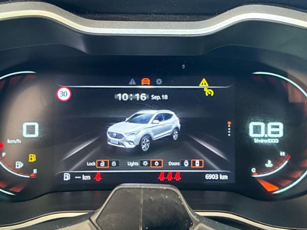 Foto 7 del anuncio MG ZS 1.5 Luxury  de Ocasión en Madrid