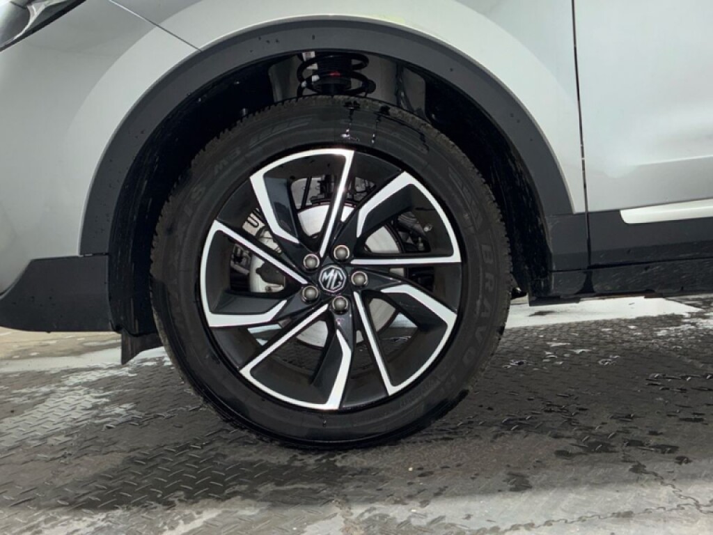 Foto 11 del anuncio MG ZS 1.5 Luxury  de Ocasión en Madrid