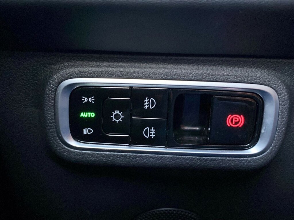 Foto 20 del anuncio Omoda 5 MY25 - Premium 1.6 TGDI 108kW (145cv)  de Ocasión en Madrid