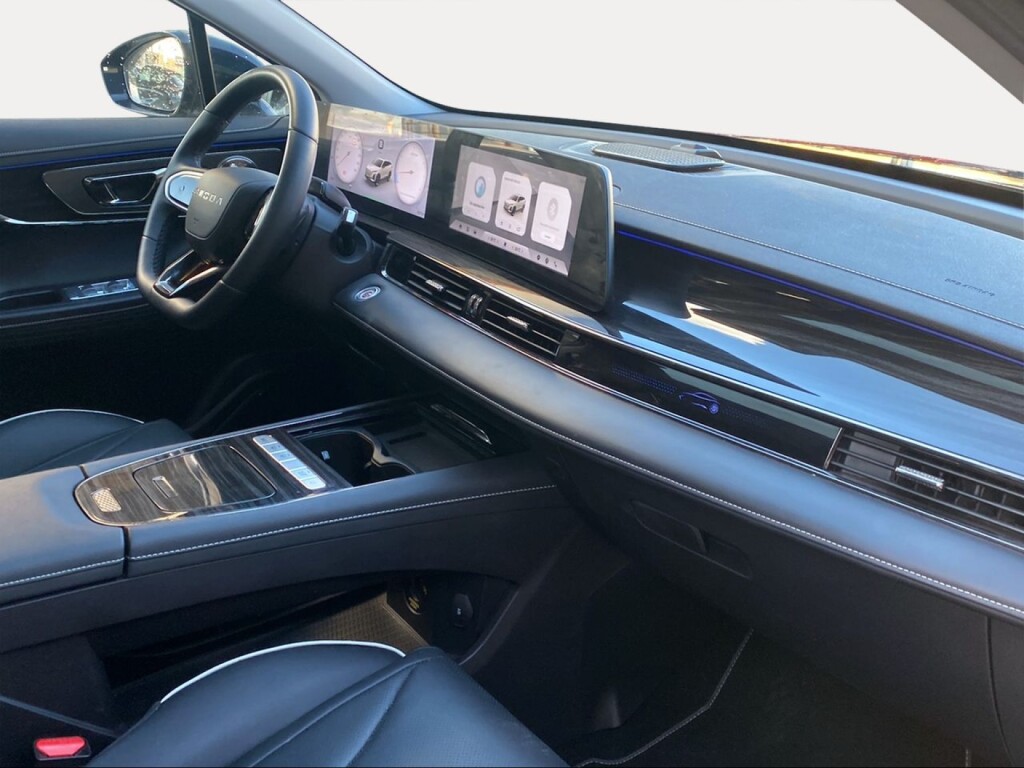 Foto 8 del anuncio Omoda 5 MY25 - Premium 1.6 TGDI 108kW (145cv)  de Ocasión en Madrid