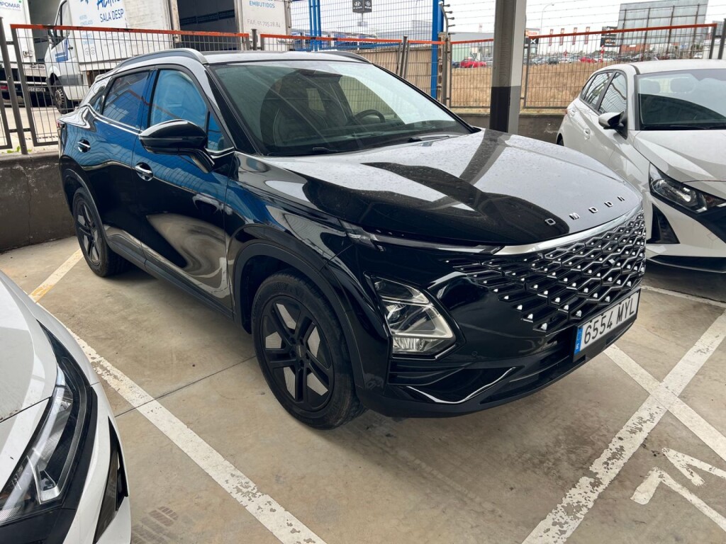 Foto 1 del anuncio Omoda 5 MY25 - Premium 1.6 TGDI 108kW (145cv)  de Ocasión en Madrid