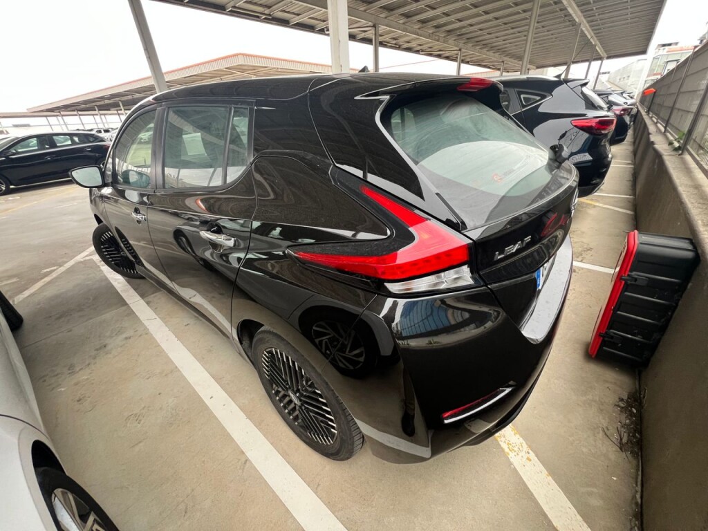 Foto 3 del anuncio Nissan Leaf 62kWh e+ Acenta  de Ocasión en Madrid