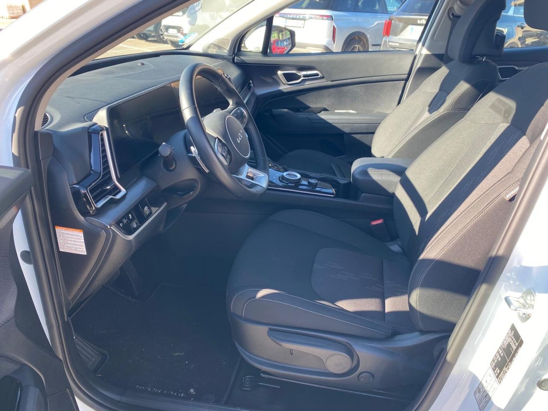 Foto 11 del anuncio Kia Sportage 1.6 T-GDi HEV 171kW (230CV) Drive 4x2  de Ocasión en Madrid