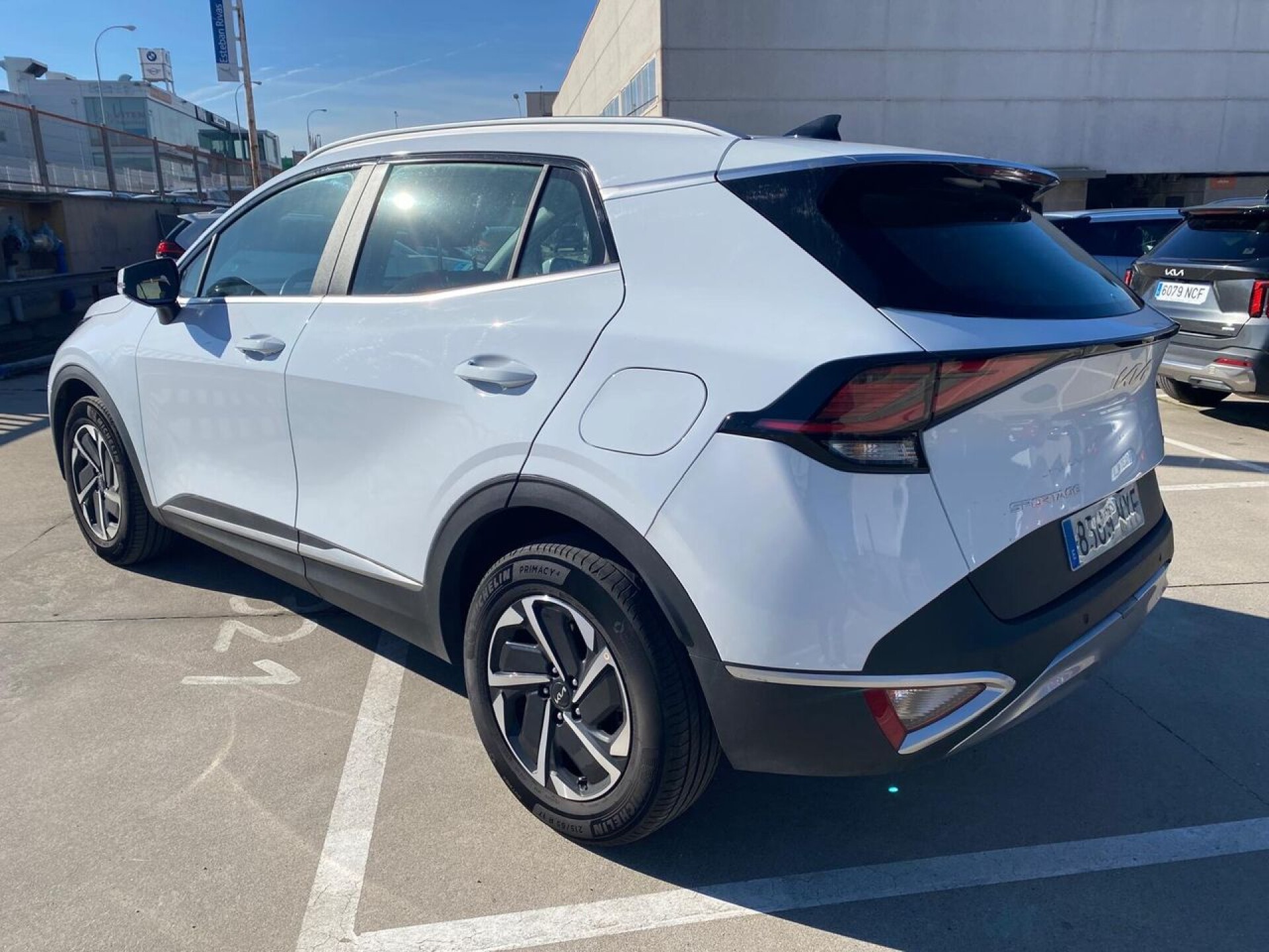 Foto 4 del anuncio Kia Sportage 1.6 T-GDi HEV 171kW (230CV) Drive 4x2  de Ocasión en Madrid