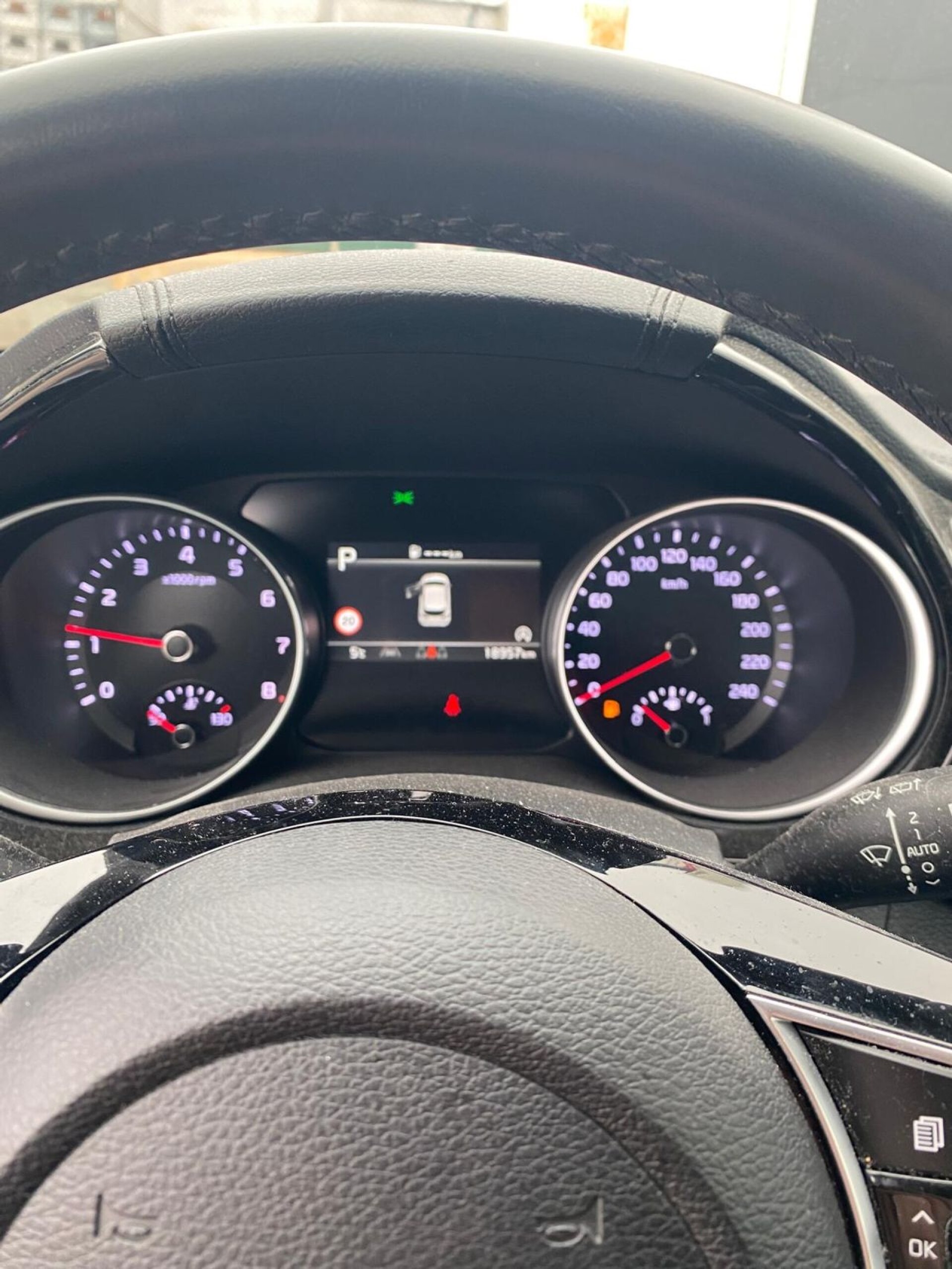 Foto 8 del anuncio Kia Ceed 1.0 MHEV 74kW (100CV) Style Edition DCT  de Ocasión en Madrid