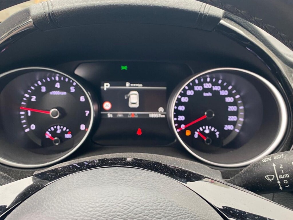 Foto 8 del anuncio Kia Ceed 1.0 MHEV 74kW (100CV) Style Edition DCT  de Ocasión en Madrid