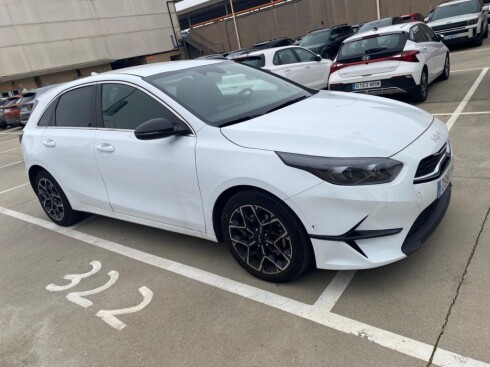 Foto impresión del anuncio Kia Ceed 1.0 T-GDi 74kW (100CV) Style Edition  de Ocasión en Madrid