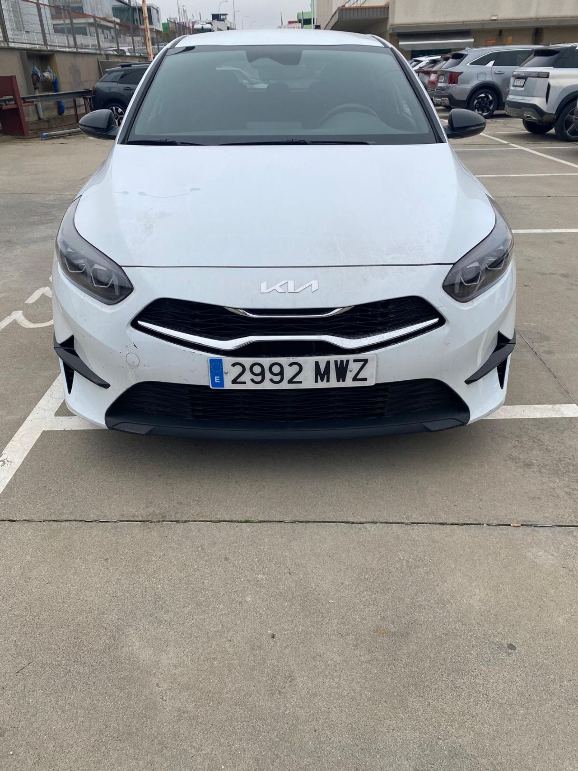 Foto 4 del anuncio Kia Ceed 1.0 T-GDi 74kW (100CV) Style Edition  de Ocasión en Madrid