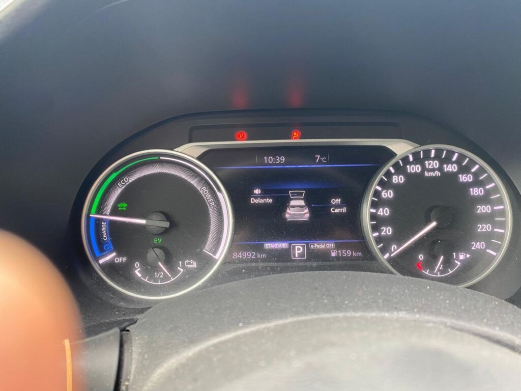 Foto 6 del anuncio Nissan Juke 1.6 Hybrid 105kW(145CV) Première Edition  de Ocasión en Madrid