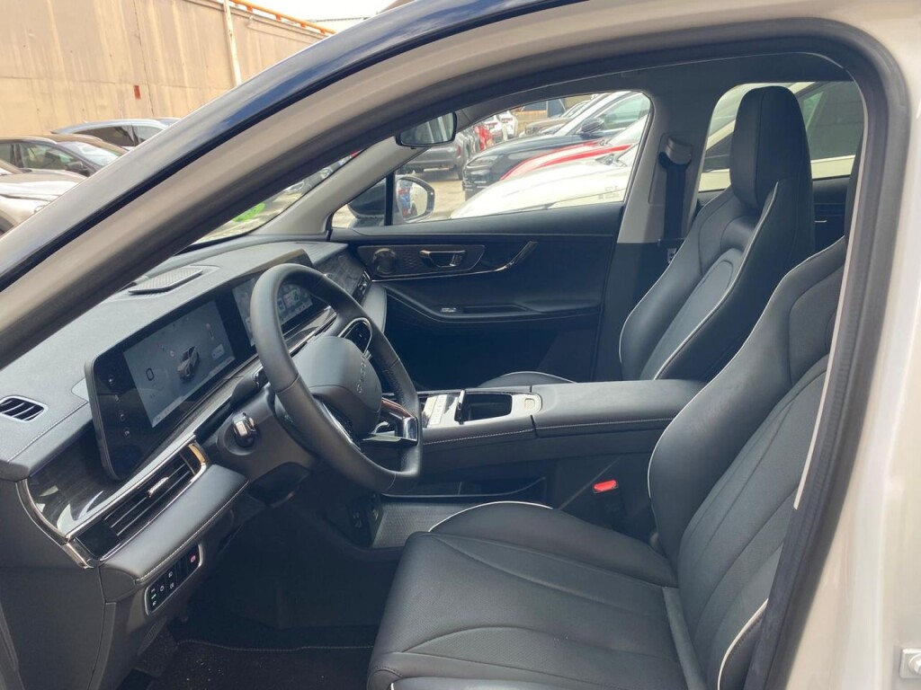 Foto 13 del anuncio Omoda 5 MY25 - Premium 1.6 TGDI 108kW (145cv)  de Ocasión en Madrid