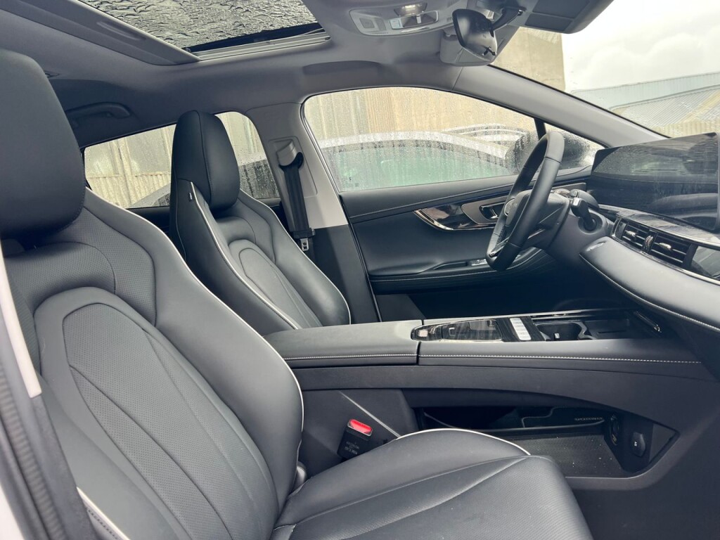 Foto 9 del anuncio Omoda 5 MY25 - Premium 1.6 TGDI 108kW (145cv)  de Ocasión en Madrid