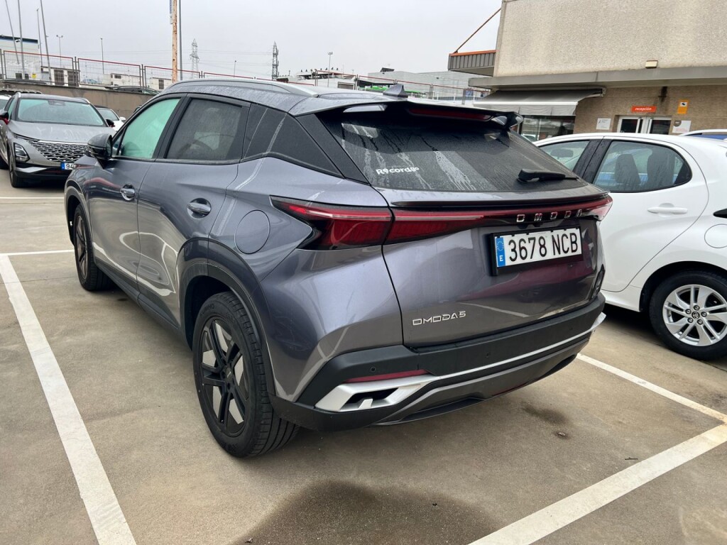 Foto 2 del anuncio Omoda 5 MY25 - Premium 1.6 TGDI 108kW (145cv)  de Ocasión en Madrid