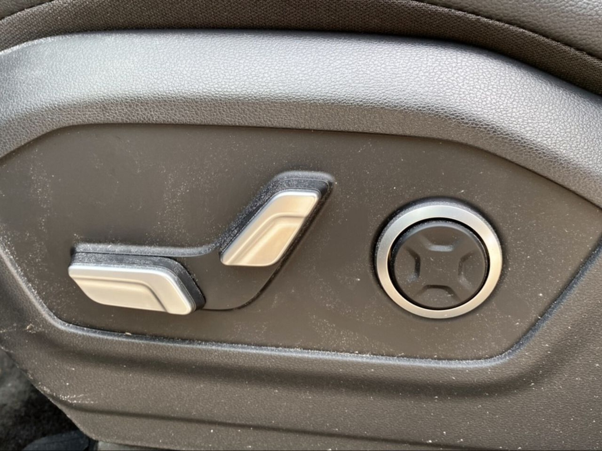 Foto 20 del anuncio Hyundai Santa Fe HEV 1.6T 215CV 4X4 AT Style  de Ocasión en Madrid