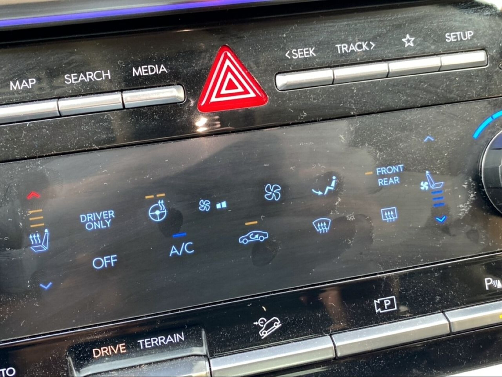 Foto 17 del anuncio Hyundai Santa Fe HEV 1.6T 215CV 4X4 AT Style  de Ocasión en Madrid