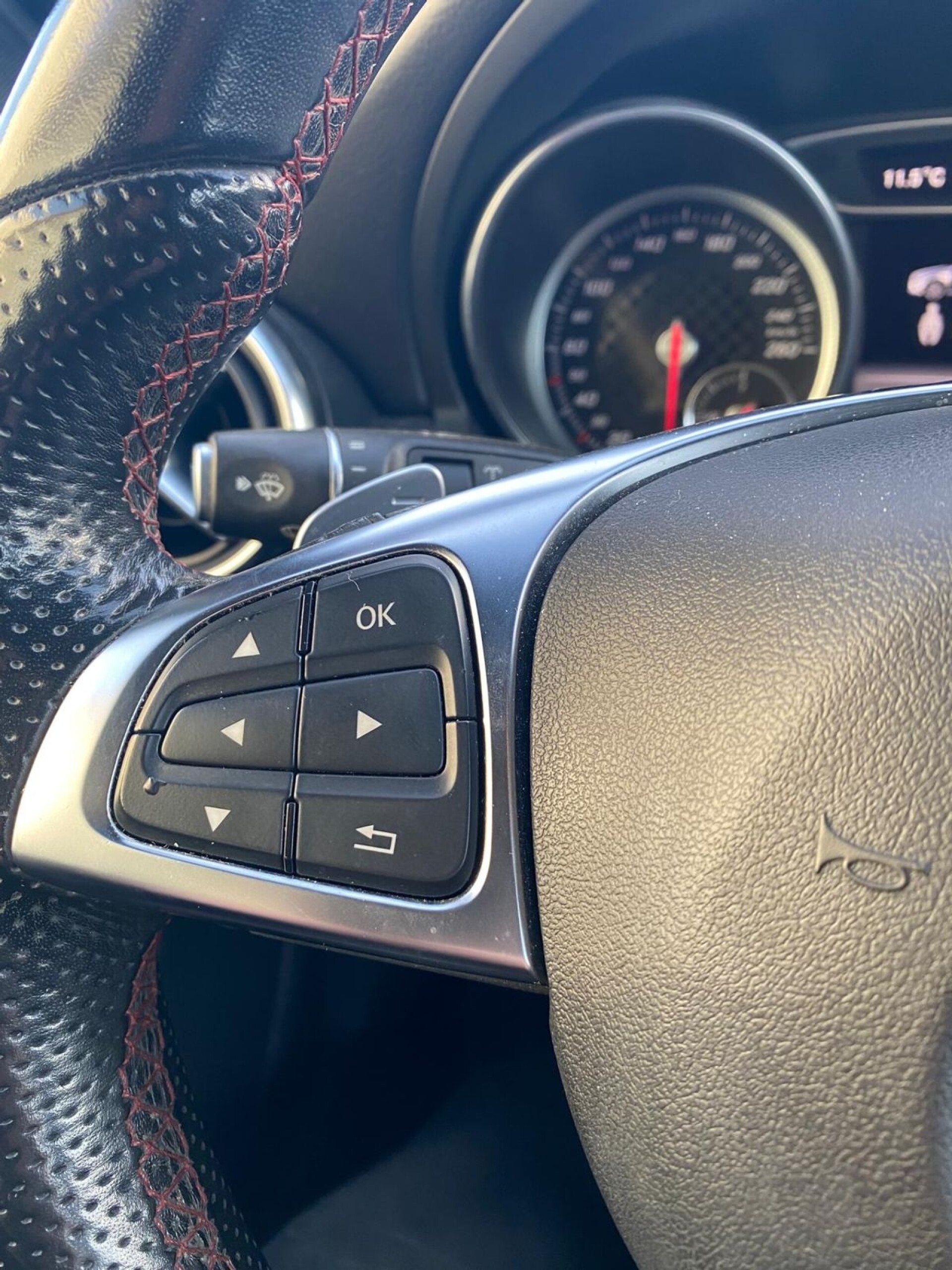 Foto 5 del anuncio Mercedes Clase A A 200 d AMG Line  de Ocasión en Madrid