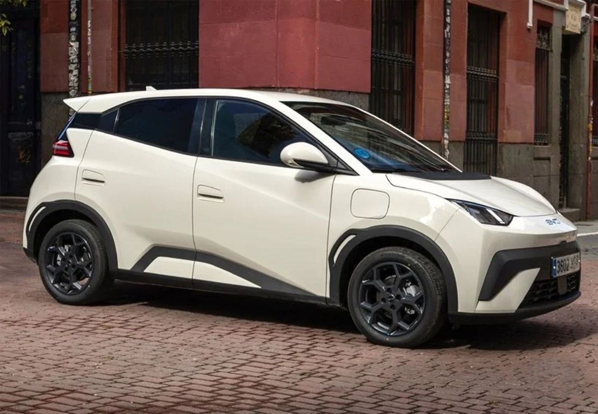 Foto 2 del anuncio BYD Dolphin Surf Comfort  de Ocasión en Madrid