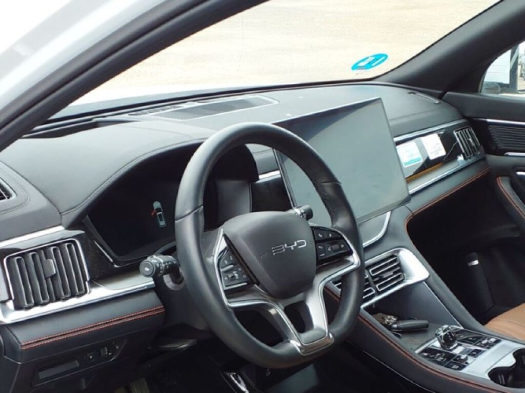 Foto 4 del anuncio BYD Seal U DM-i Comfort  de Ocasión en Madrid