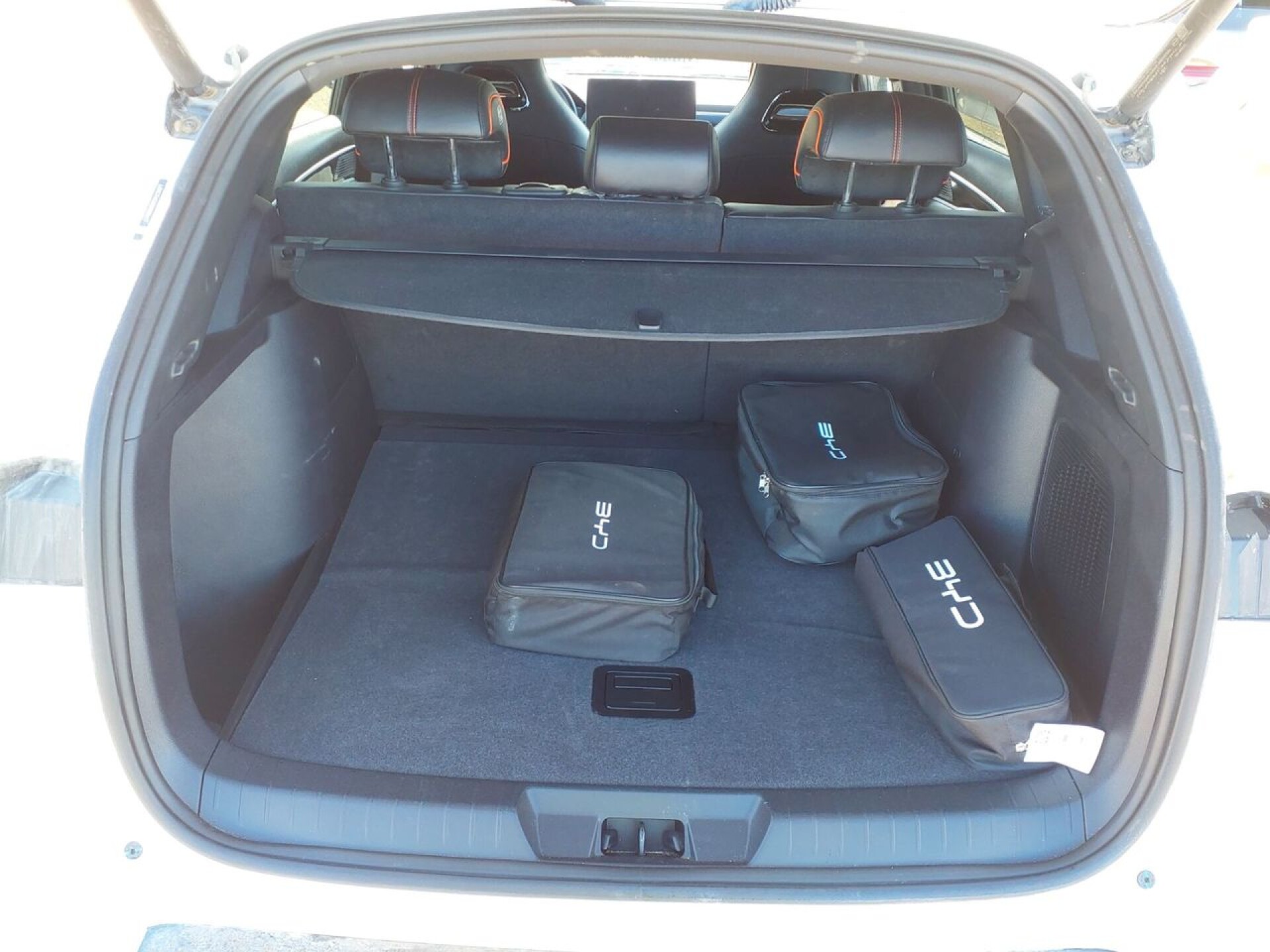 Foto 6 del anuncio BYD Seal U DM-i Comfort  de Ocasión en Madrid