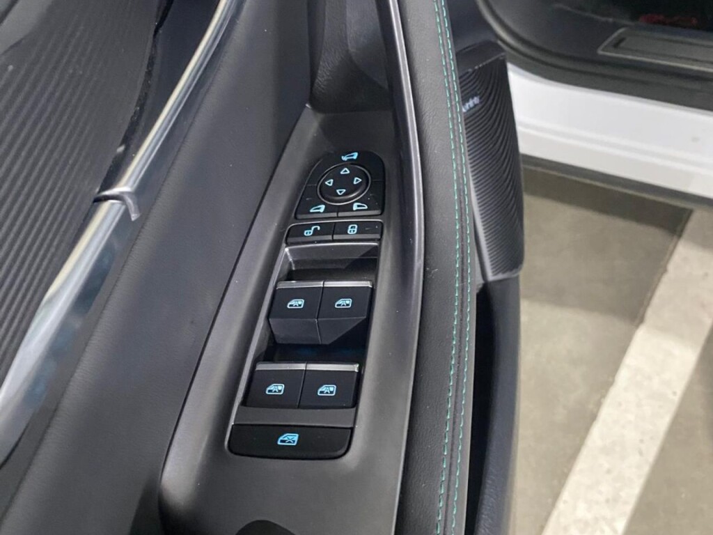 Foto 13 del anuncio BYD Seal U DM-i Comfort  de Ocasión en Madrid