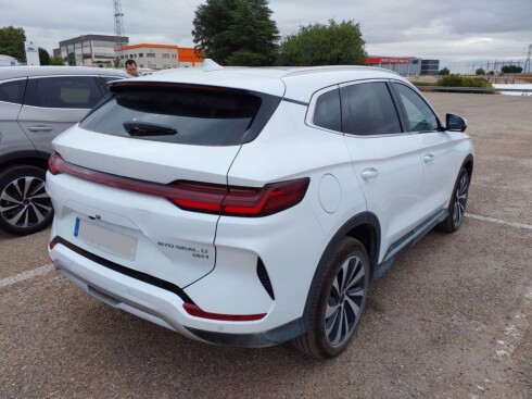 Foto impresión del anuncio BYD Seal U DM-i Comfort  de Ocasión en Madrid