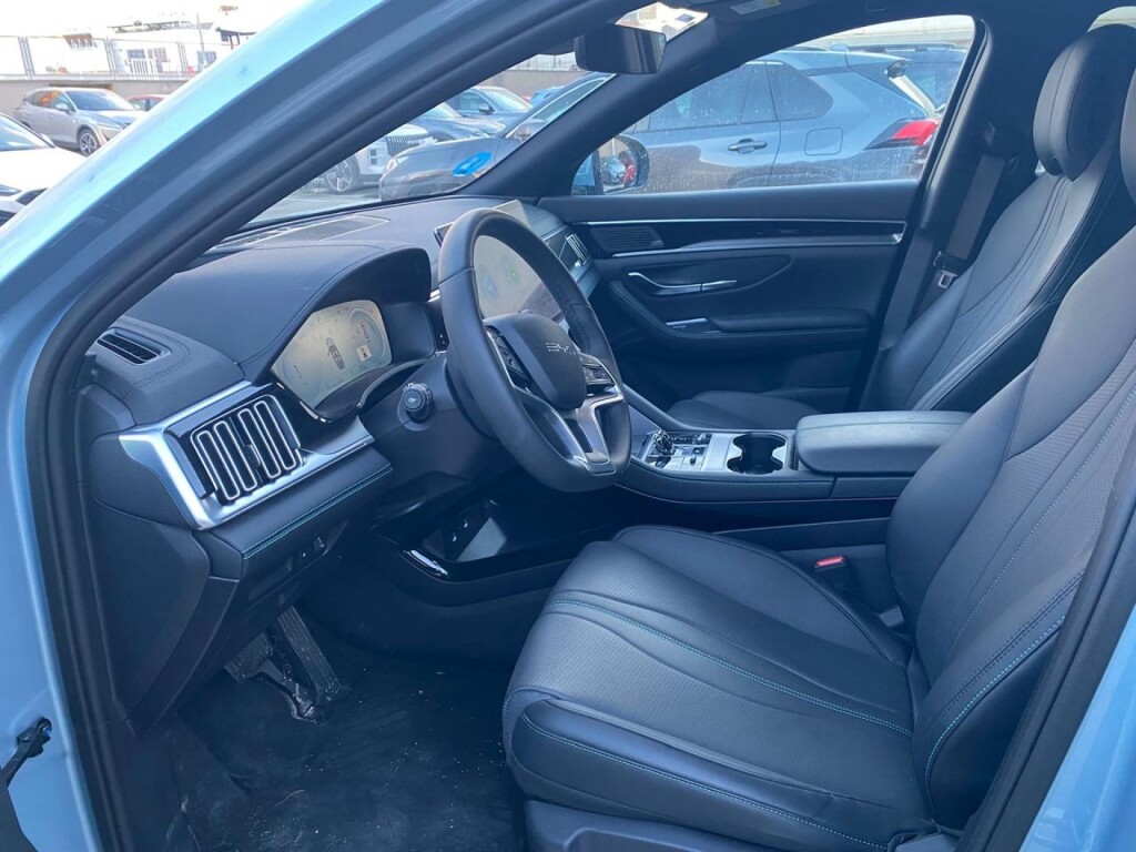 Foto 17 del anuncio BYD Seal U DM-i Comfort  de Ocasión en Madrid