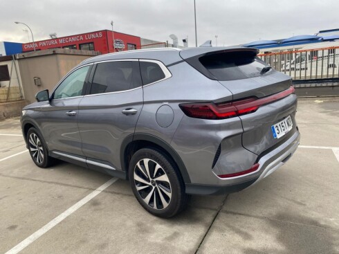 Foto impresión del anuncio BYD Seal U DM-i Comfort  de Ocasión en Madrid