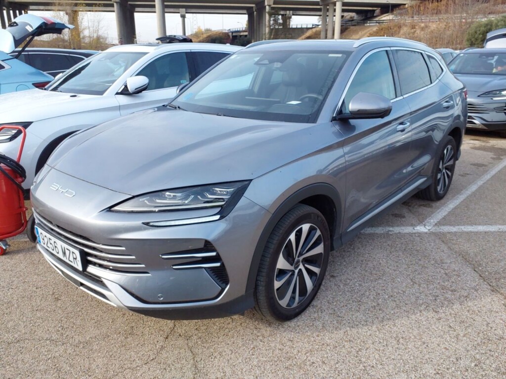 Foto impresión del anuncio BYD Seal U DM-i Comfort de Ocasión en Madrid Foto impresión del anuncio BYD Seal U DM-i Comfort de Ocasión en Madrid