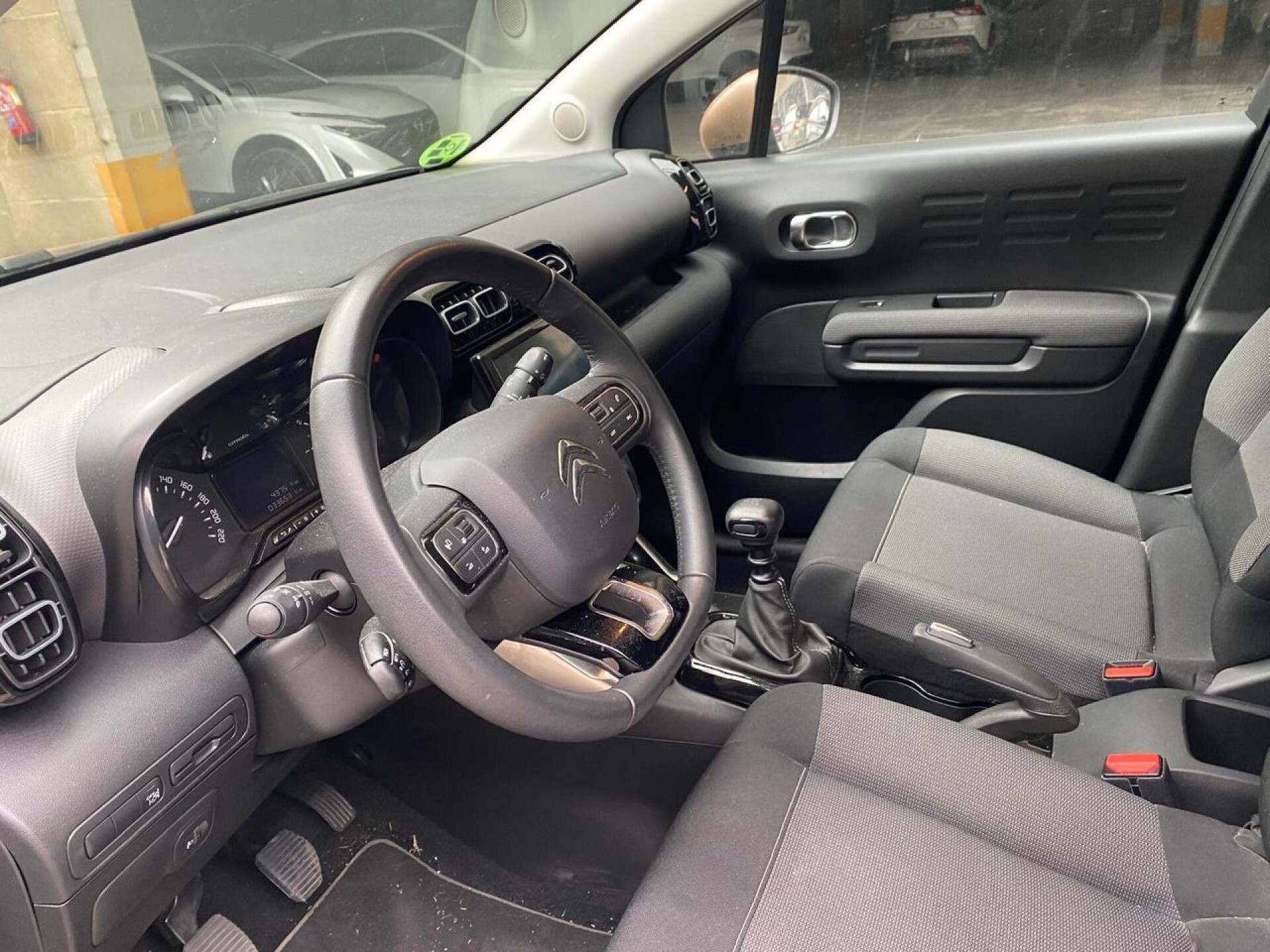 Foto 12 del anuncio Citroën C3 Aircross PureTech 81kW (110CV) S&S Feel Pack  de Ocasión en Madrid