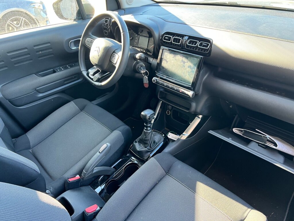 Foto 4 del anuncio Citroën C3 Aircross PureTech 81kW (110CV) S&S Feel Pack  de Ocasión en Madrid