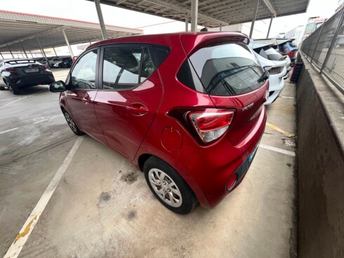 Foto impresión del anuncio Hyundai i10 1.2 Tecno  de Ocasión en Madrid