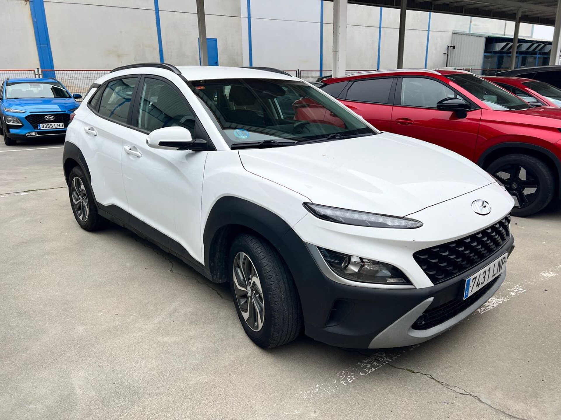 Foto principal del anuncio Hyundai Kona 1.6 GDI HEV Maxx DCT  de Ocasión en Madrid