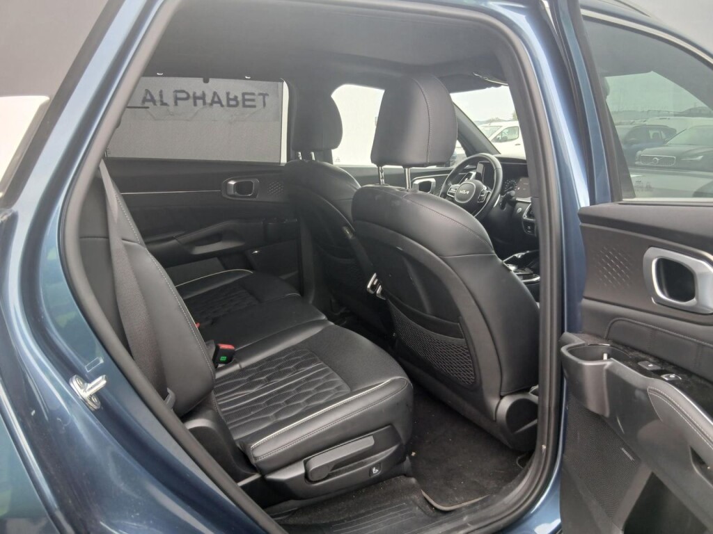 Foto 4 del anuncio Kia Sorento 1.6 T-GDi PHEV Emotion 4x4 7pl P.Luxury  de Ocasión en Madrid