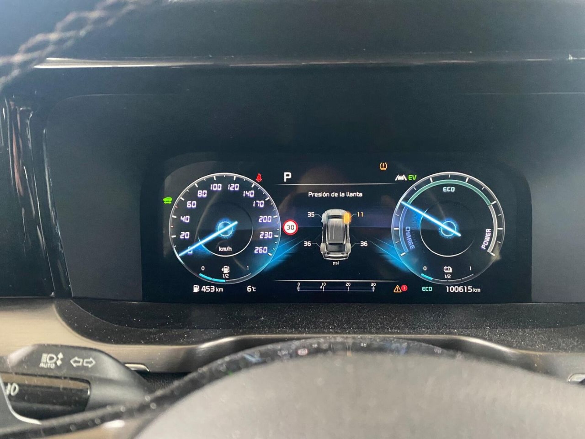 Foto 9 del anuncio Kia Sorento 1.6 T-GDi HEV Emotion 4x2 7pl  de Ocasión en Madrid