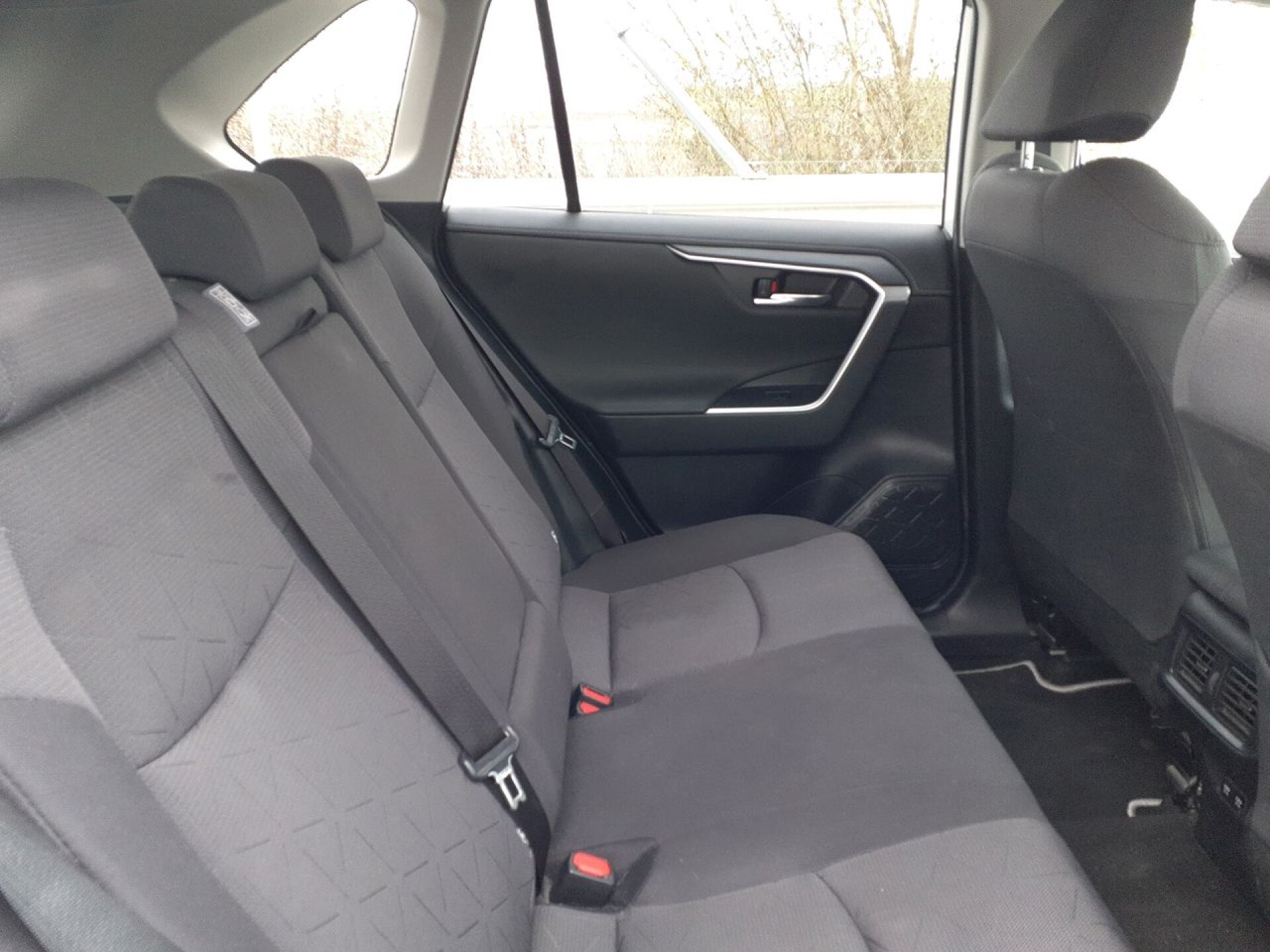 Foto 4 del anuncio Toyota Rav4 2.5l 220H Advance  de Ocasión en Madrid