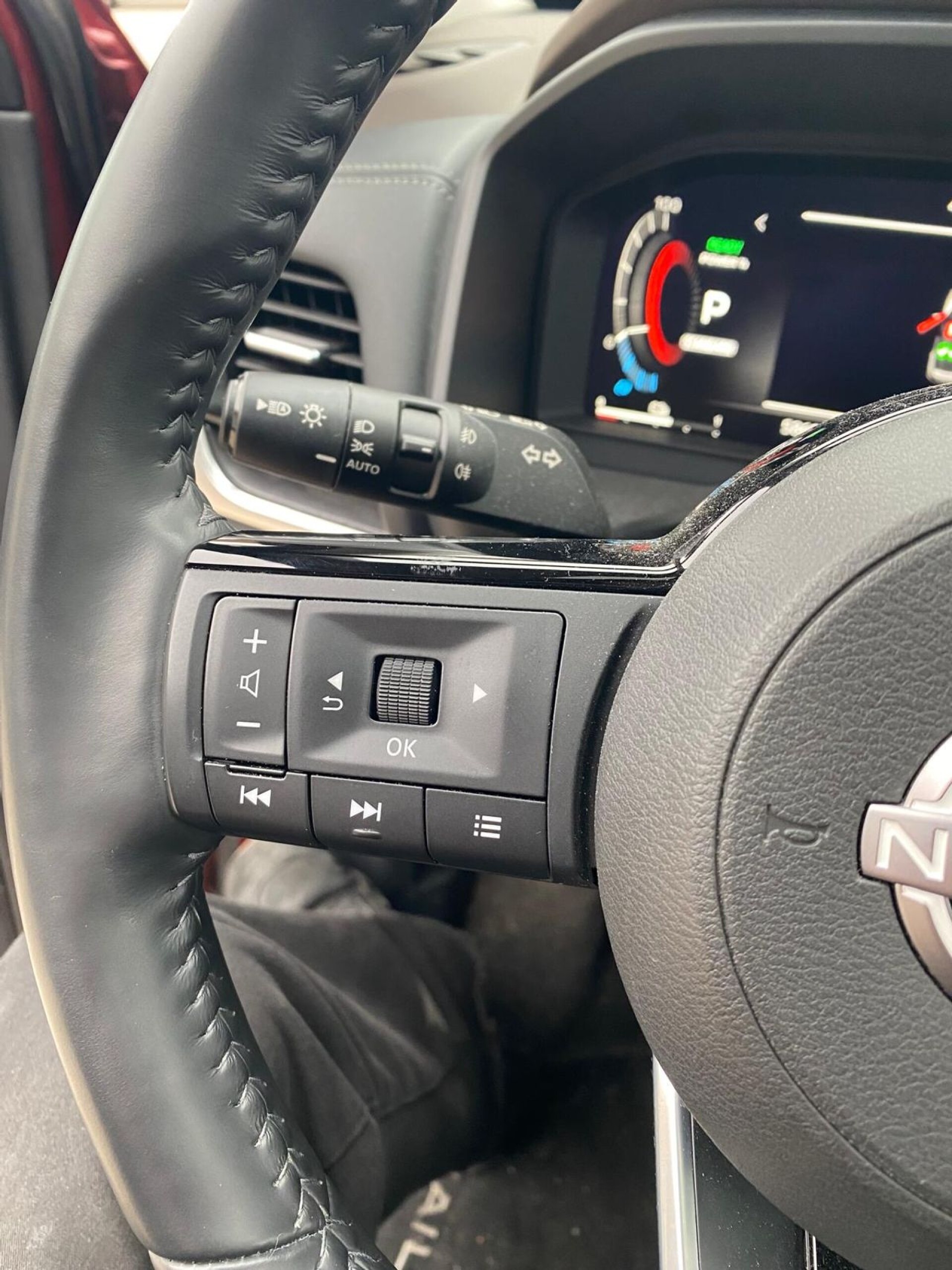 Foto 8 del anuncio Nissan X-Trail 5pl 1.5 e-POWER 152kW 4x2 A/T Tekna+  de Ocasión en Madrid