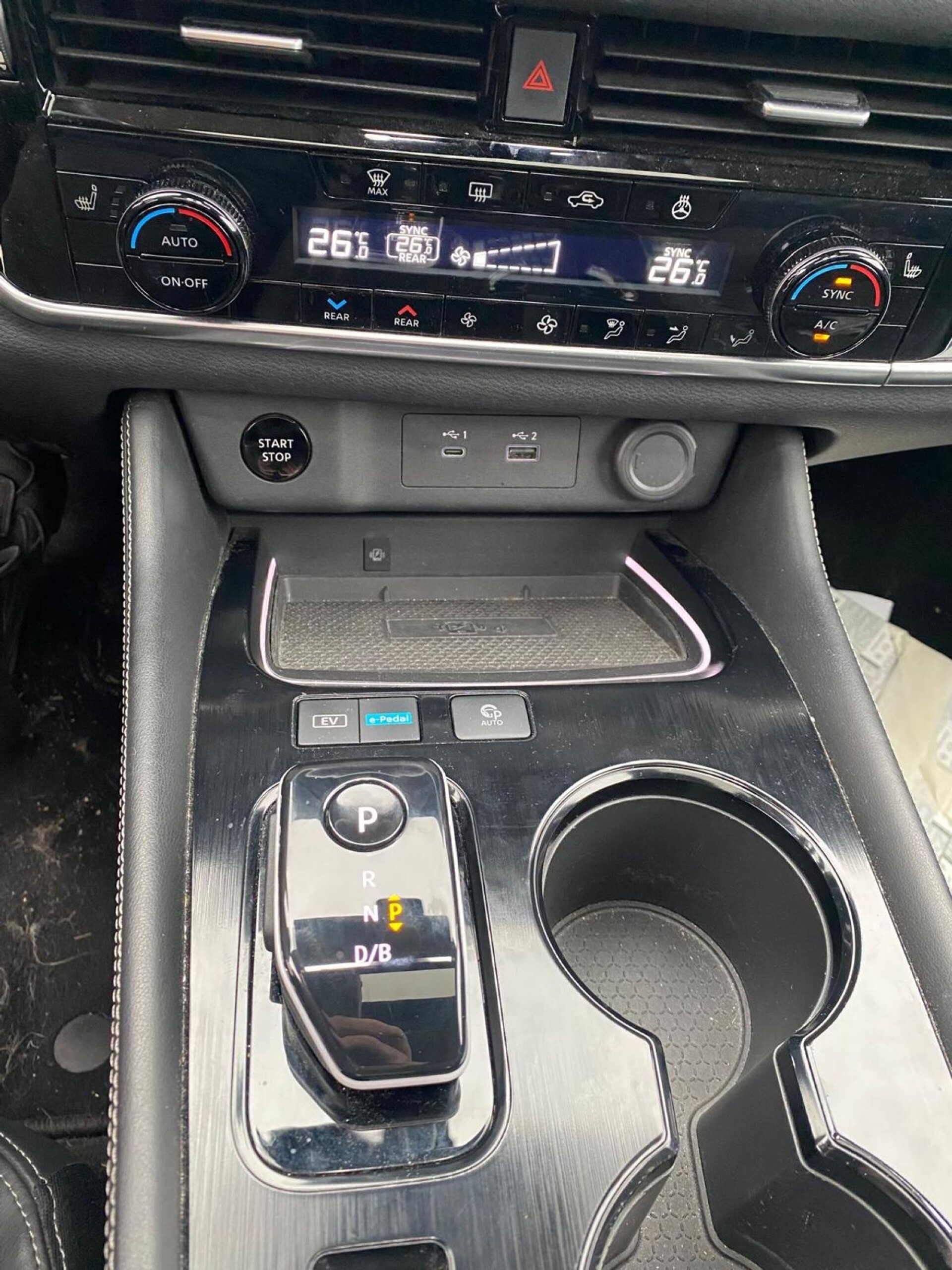 Foto 9 del anuncio Nissan X-Trail 5pl 1.5 e-POWER 152kW 4x2 A/T Tekna+  de Ocasión en Madrid