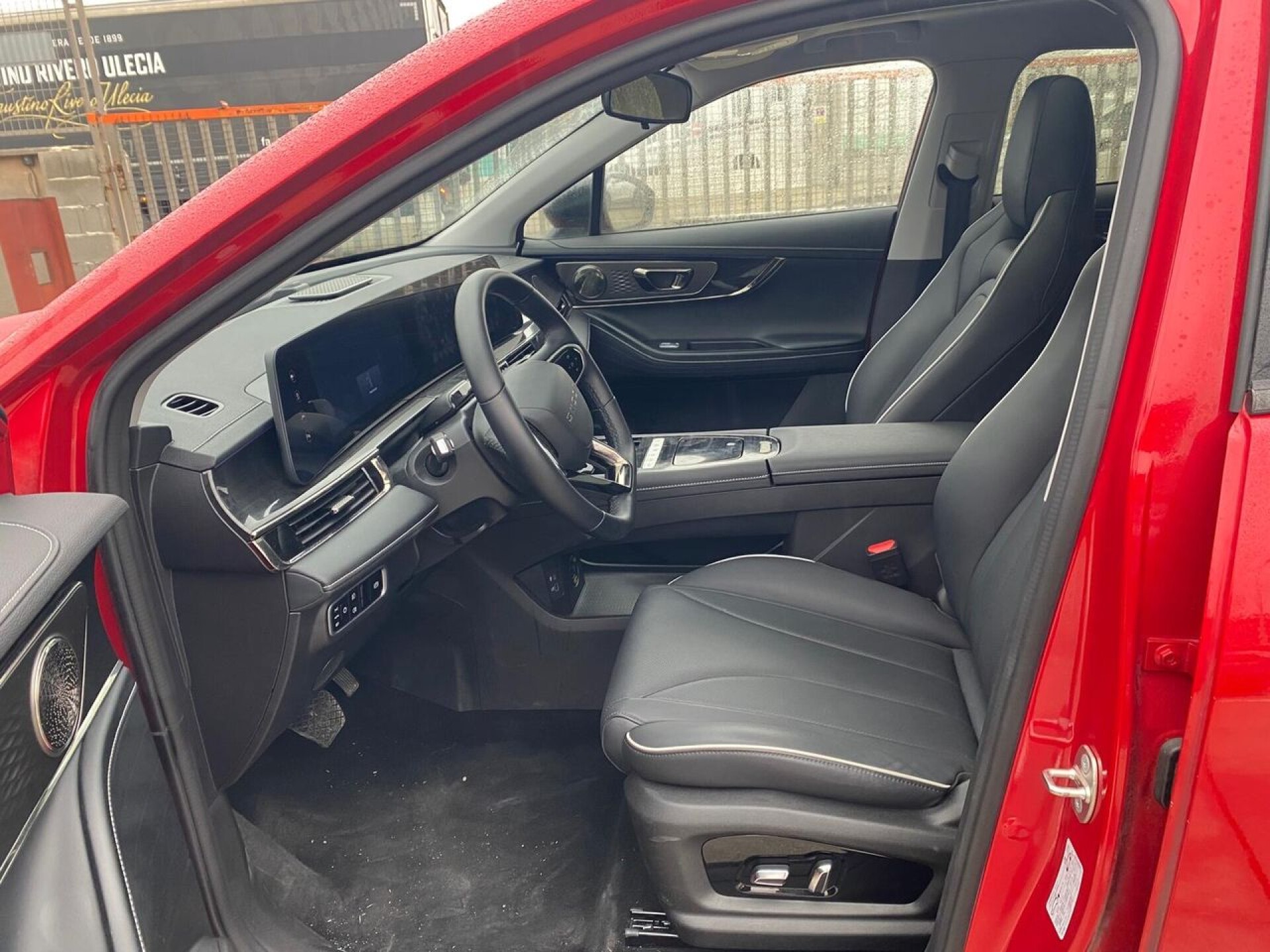 Foto 5 del anuncio Omoda 5 MY25 - Premium 1.6 TGDI 108kW (145cv)  de Ocasión en Madrid