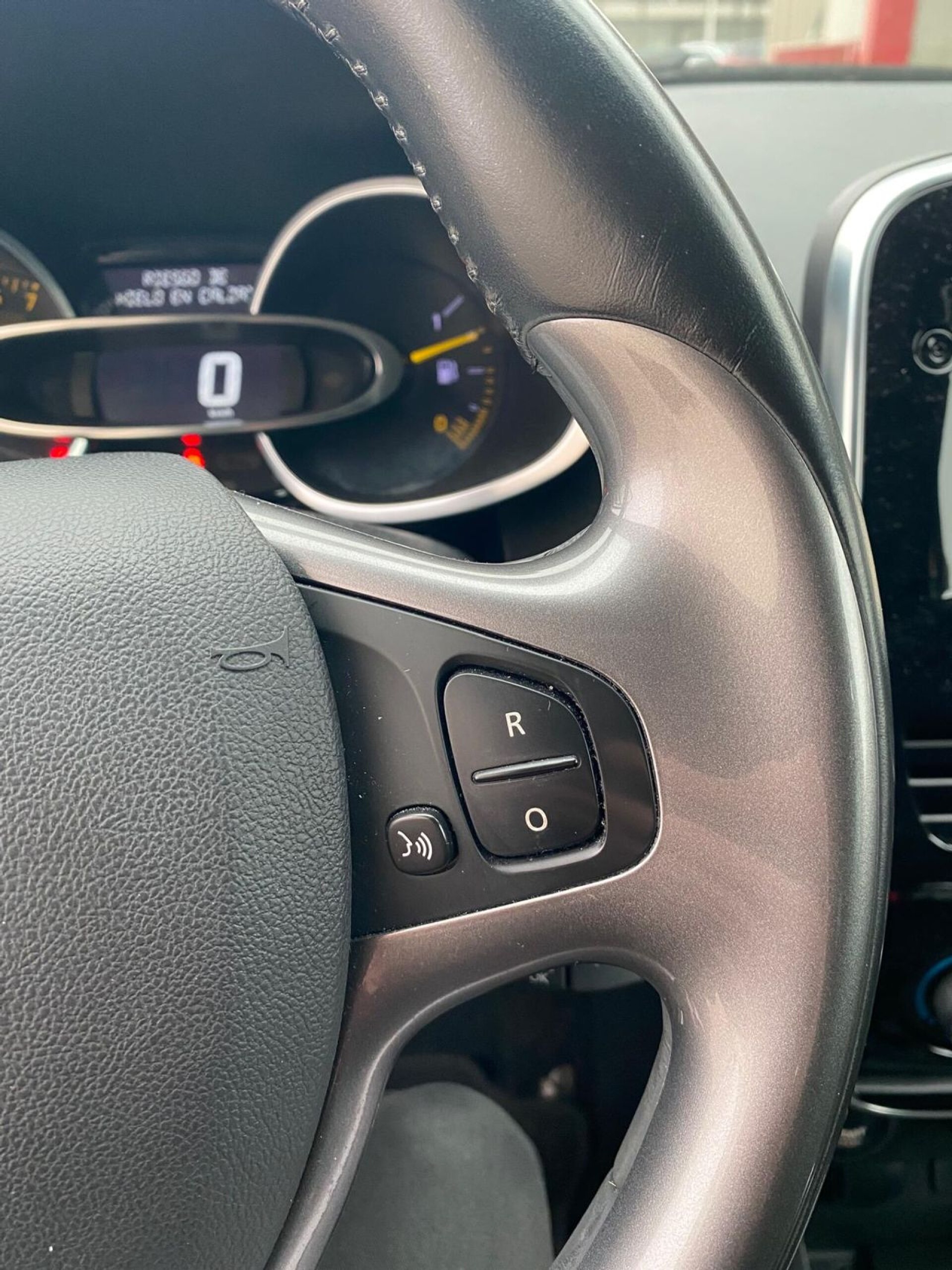 Foto 8 del anuncio Renault Clio Limited Energy TCe 90 eco2 Euro 6  de Ocasión en Madrid