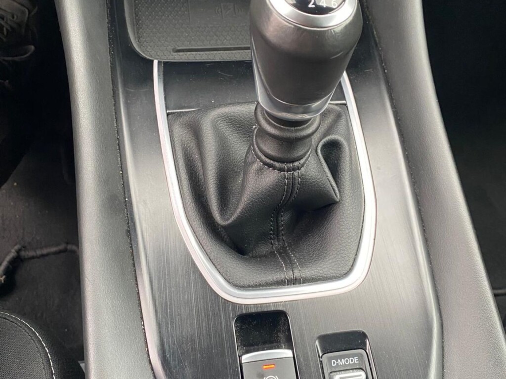 Foto 7 del anuncio Nissan Qashqai DIG-T 103kW N-Connecta  de Ocasión en Madrid