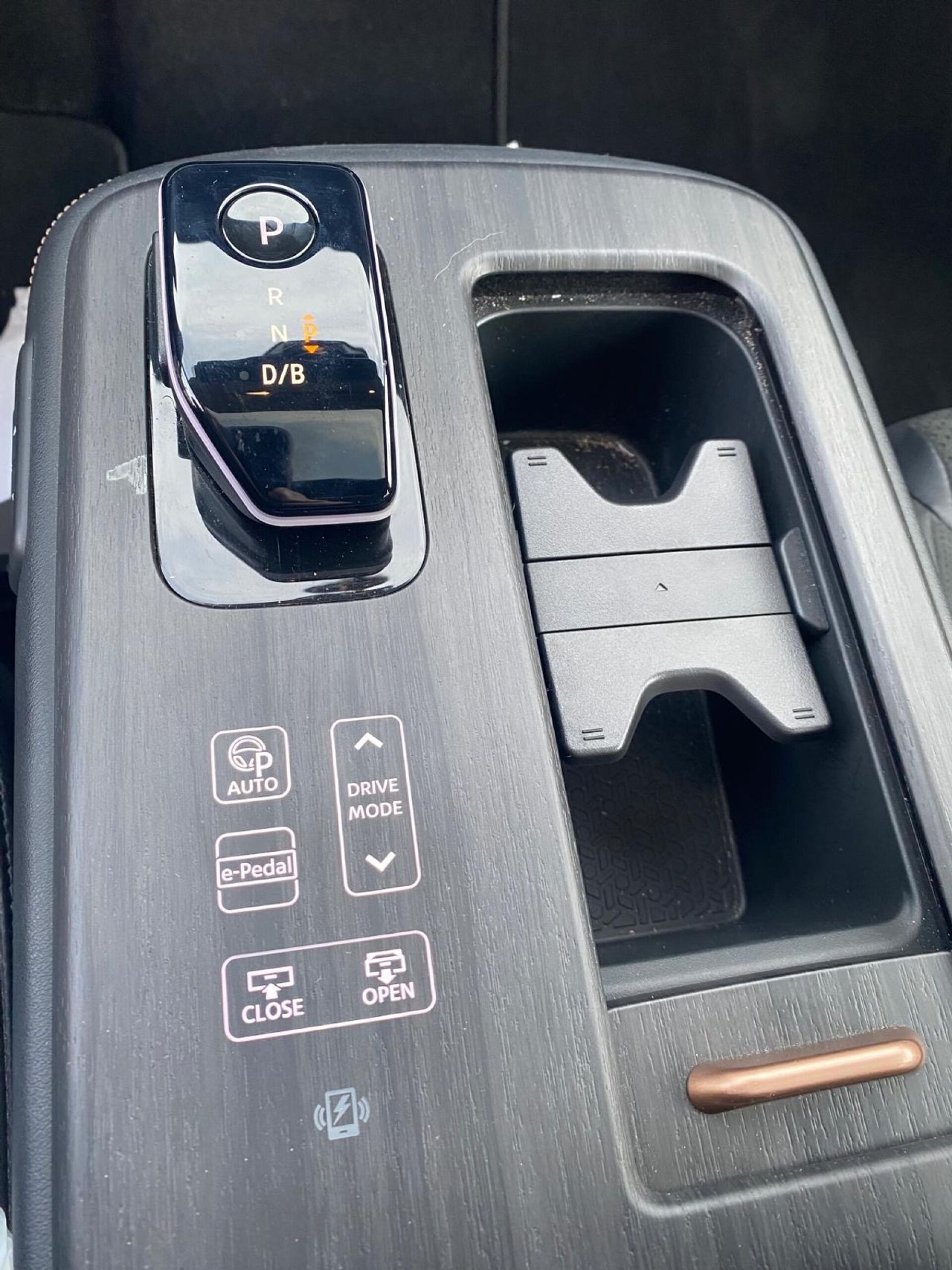 Foto 6 del anuncio Nissan Ariya 5p 87 kWh 4x2 Evolve  de Ocasión en Madrid