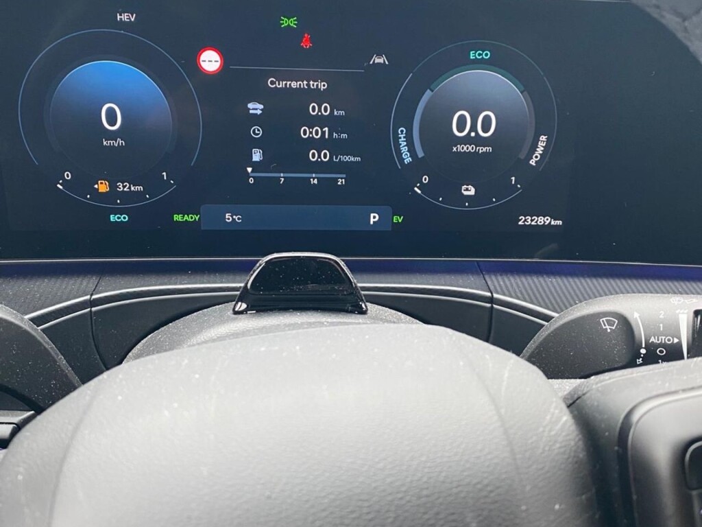 Foto 5 del anuncio Hyundai Santa Fe PHEV 1.6T 253CV 4X4 AT Style  de Ocasión en Madrid