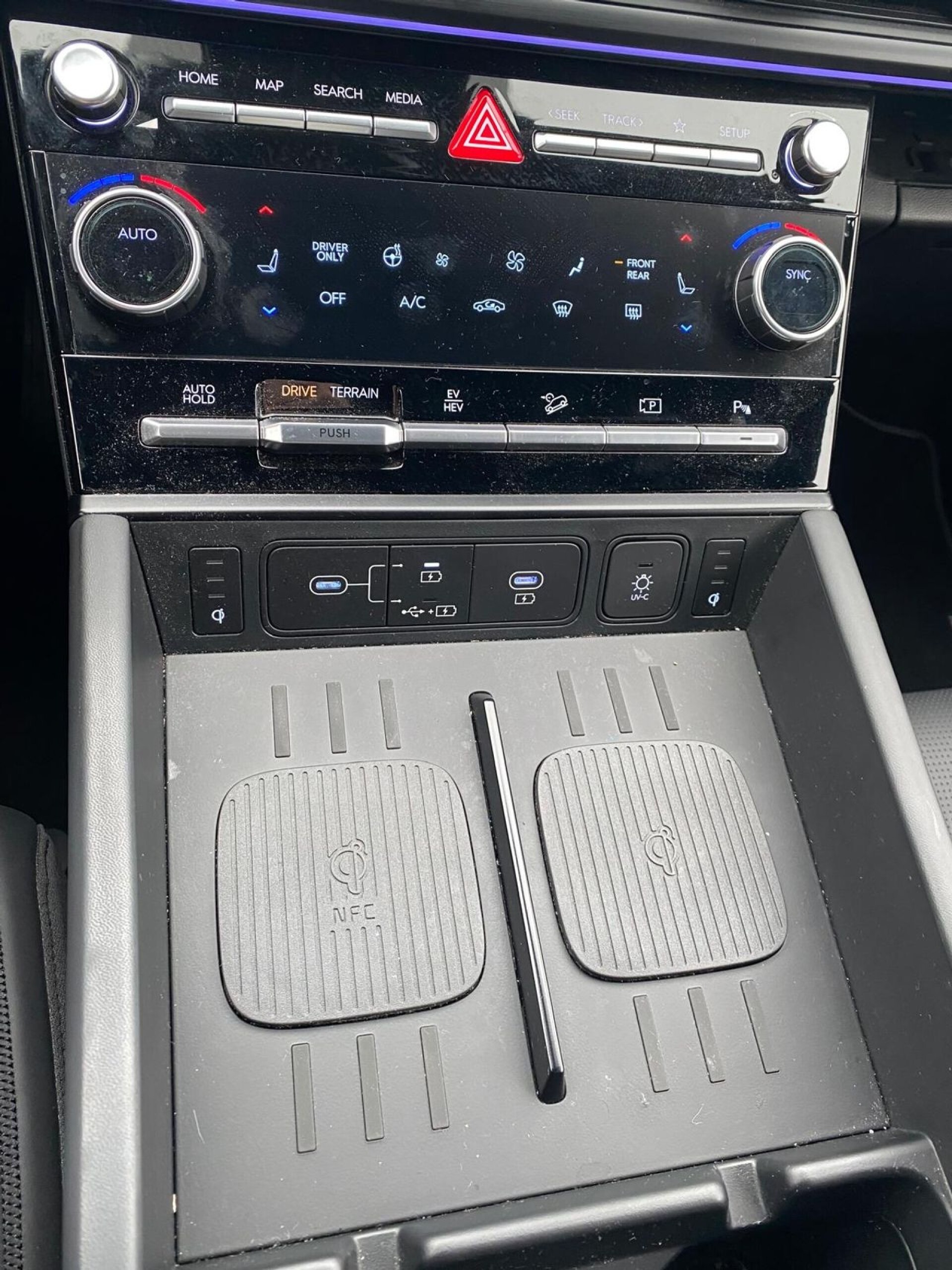 Foto 7 del anuncio Hyundai Santa Fe PHEV 1.6T 253CV 4X4 AT Style  de Ocasión en Madrid