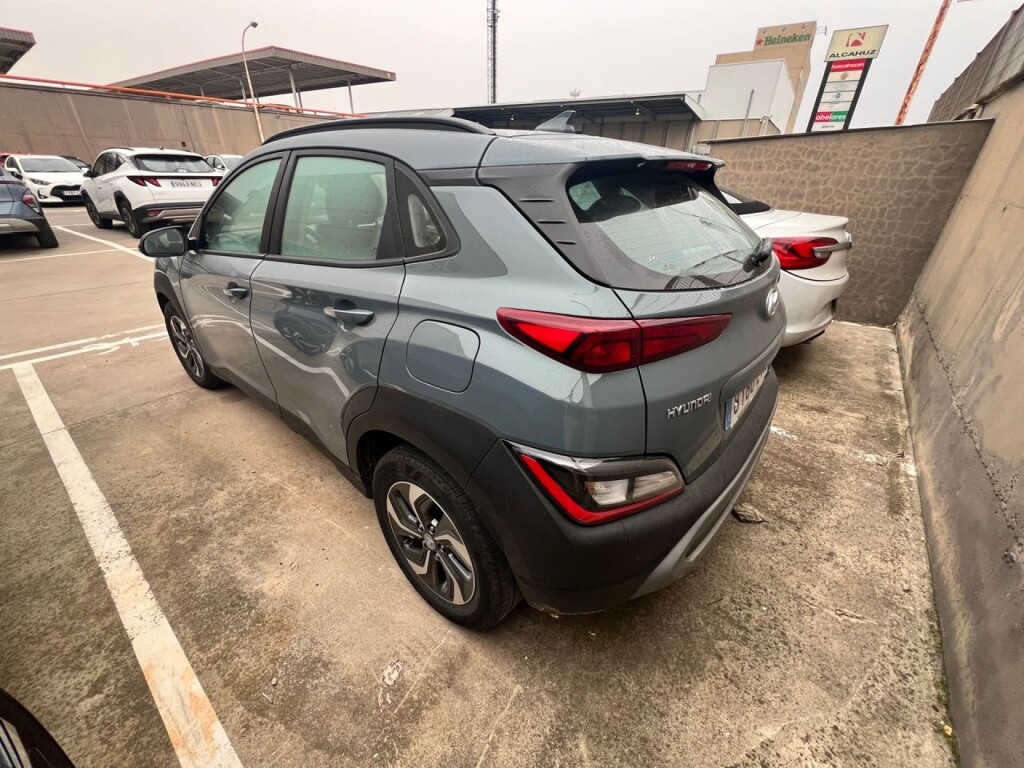 Foto 2 del anuncio Hyundai Kona 1.6 GDI HEV Maxx DCT  de Ocasión en Madrid
