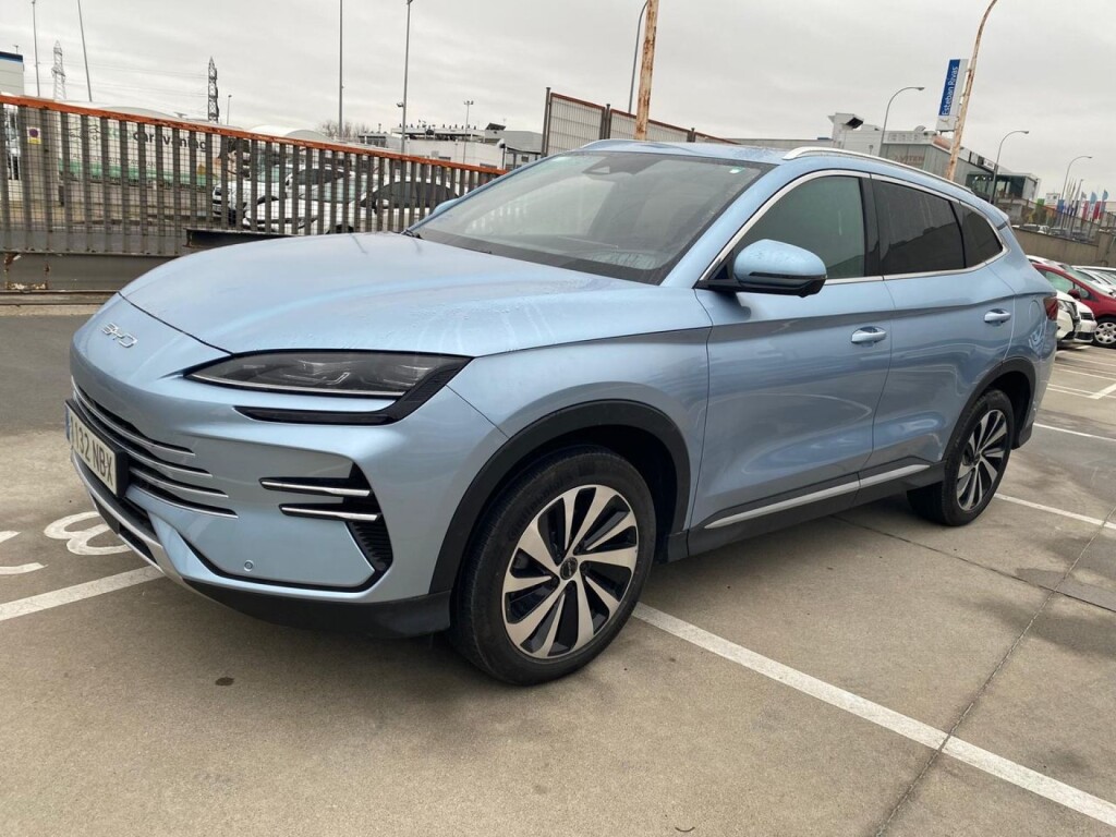 Foto impresión del anuncio BYD Seal U DM-i Comfort de Ocasión en Madrid Foto impresión del anuncio BYD Seal U DM-i Comfort de Ocasión en Madrid