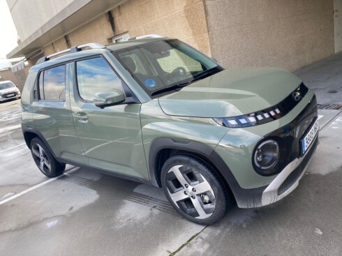 Foto impresión del anuncio Hyundai Inster 49KWH 85KW (115CV) Tecno  de Ocasión en Madrid