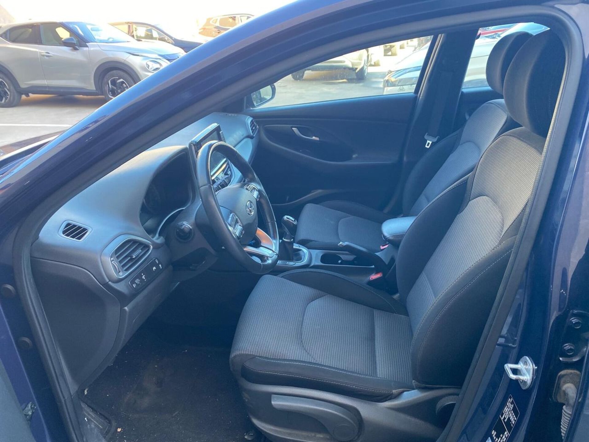 Foto 5 del anuncio Hyundai i30 1.0 TGDI Klass 120cv de Ocasión en Madrid