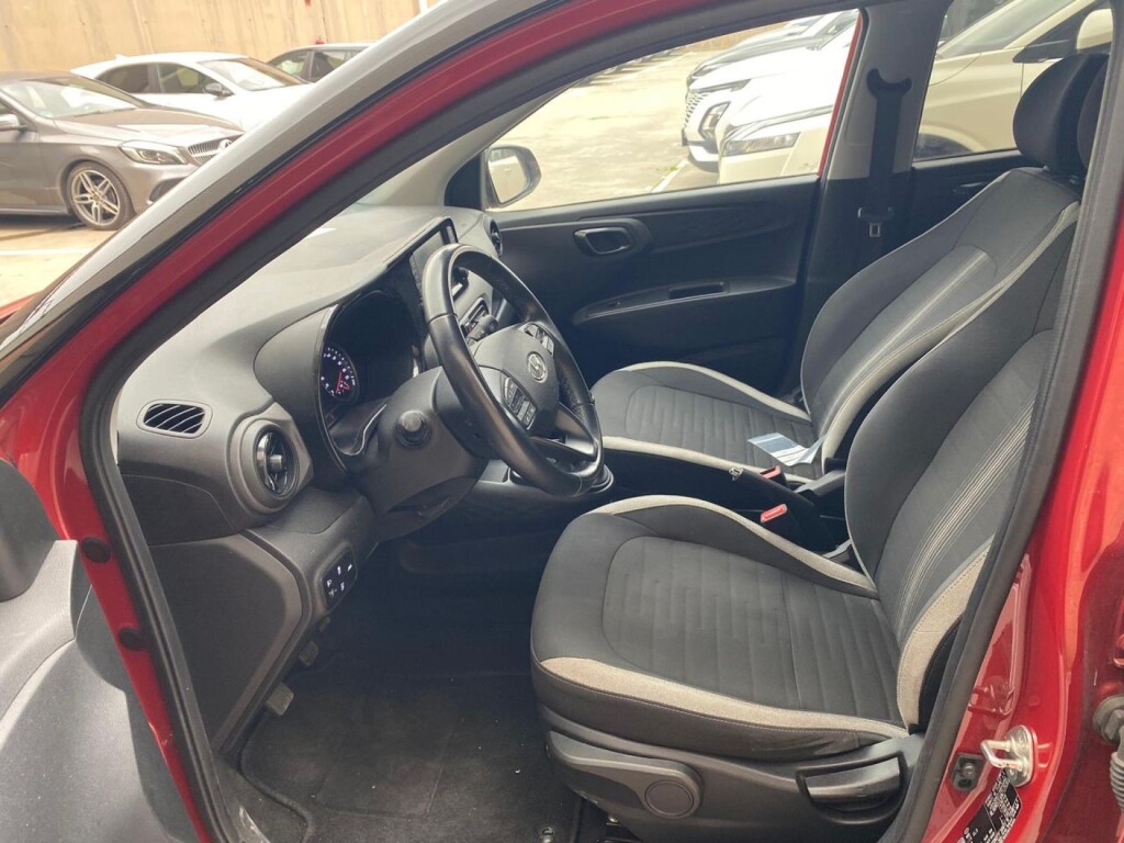 Foto 12 del anuncio Hyundai i10 1.2 Tecno 2C  de Ocasión en Madrid