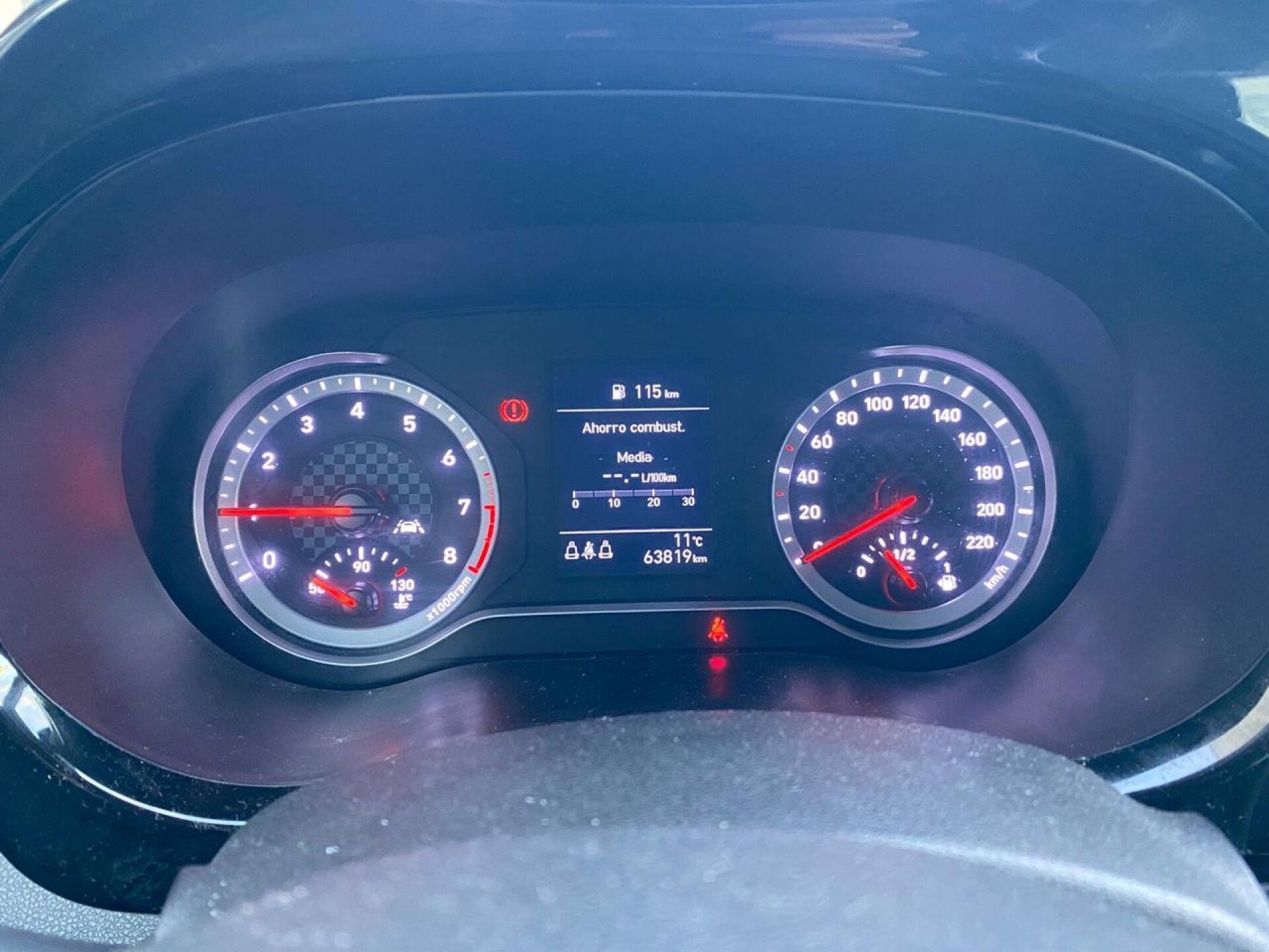 Foto 6 del anuncio Hyundai i10 1.2 Tecno 2C  de Ocasión en Madrid